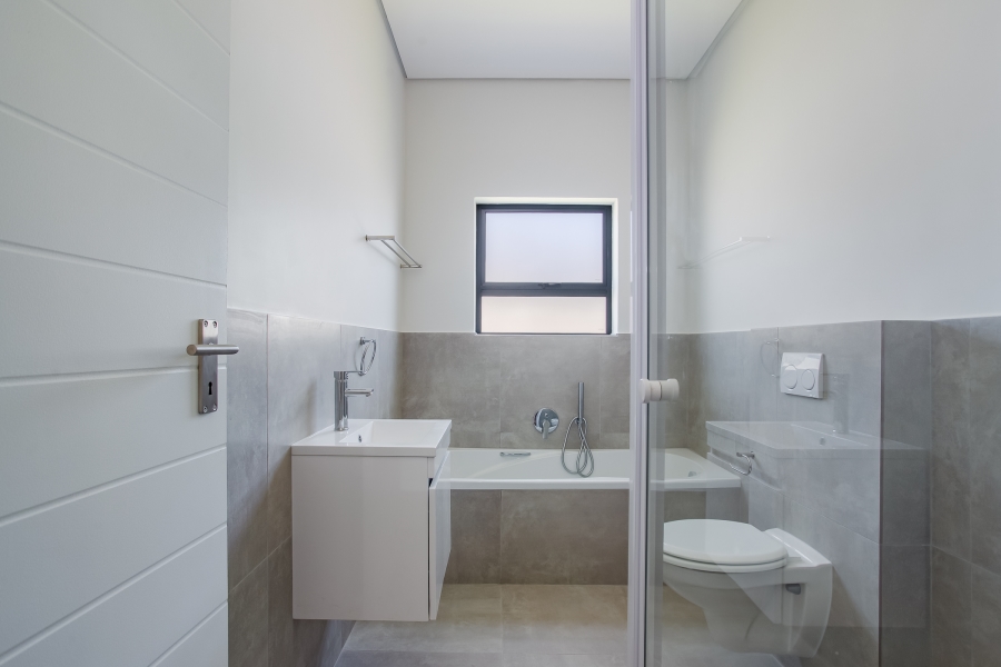 3 Bedroom Property for Sale in Honeydew Country Estate Western Cape